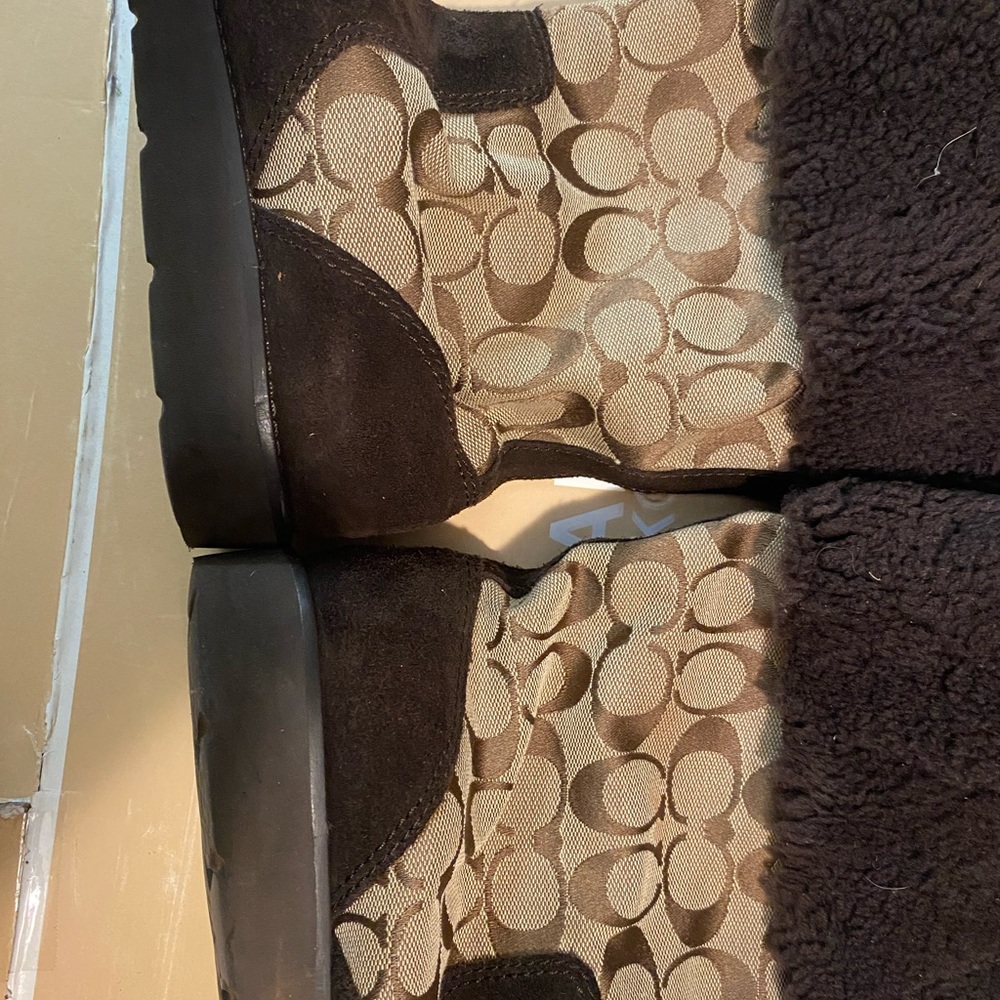 Coach authentic fur boots - Picture 7 of 8